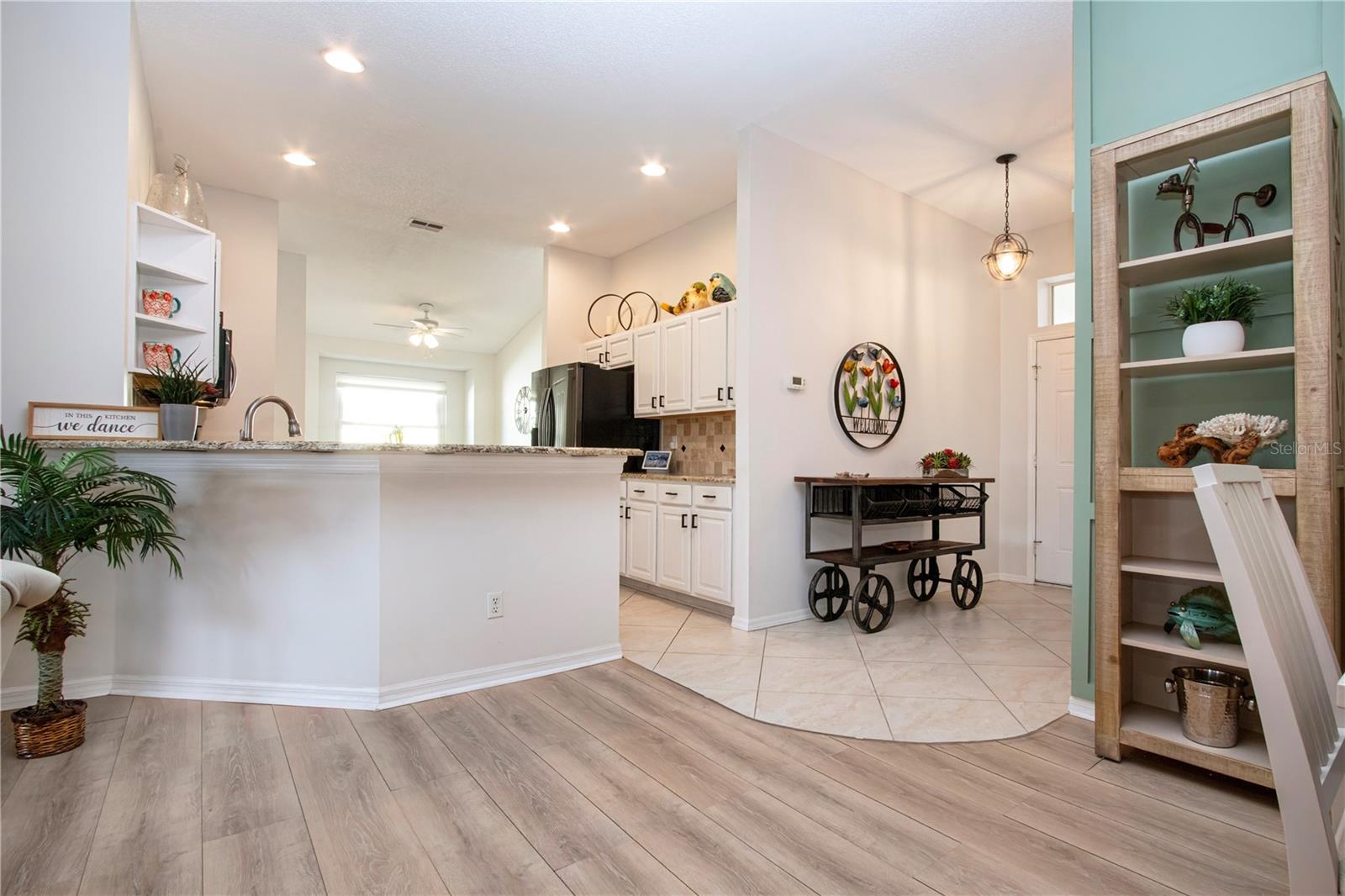 BROOKFIELD CONDO - Residential