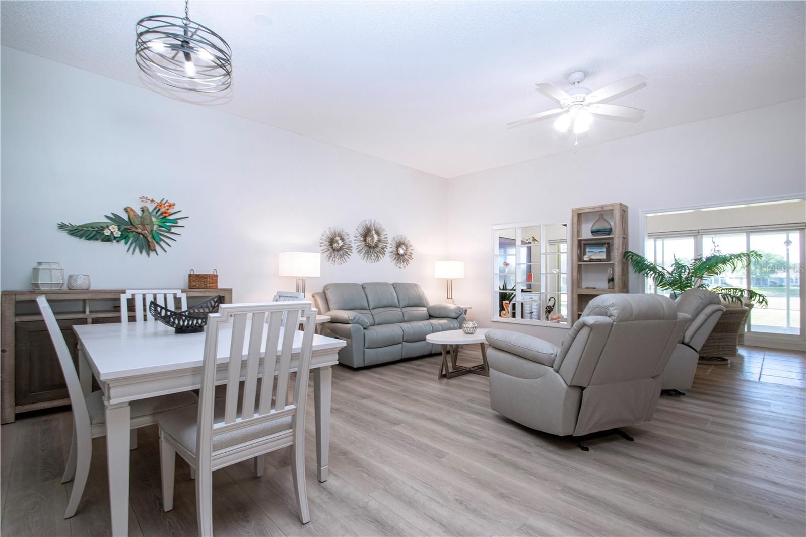 BROOKFIELD CONDO - Residential