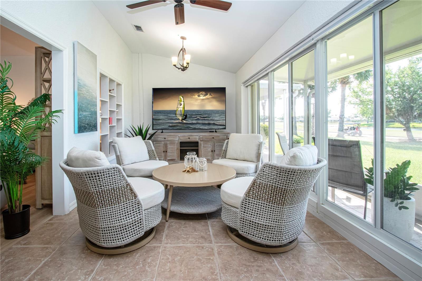 BROOKFIELD CONDO - Residential