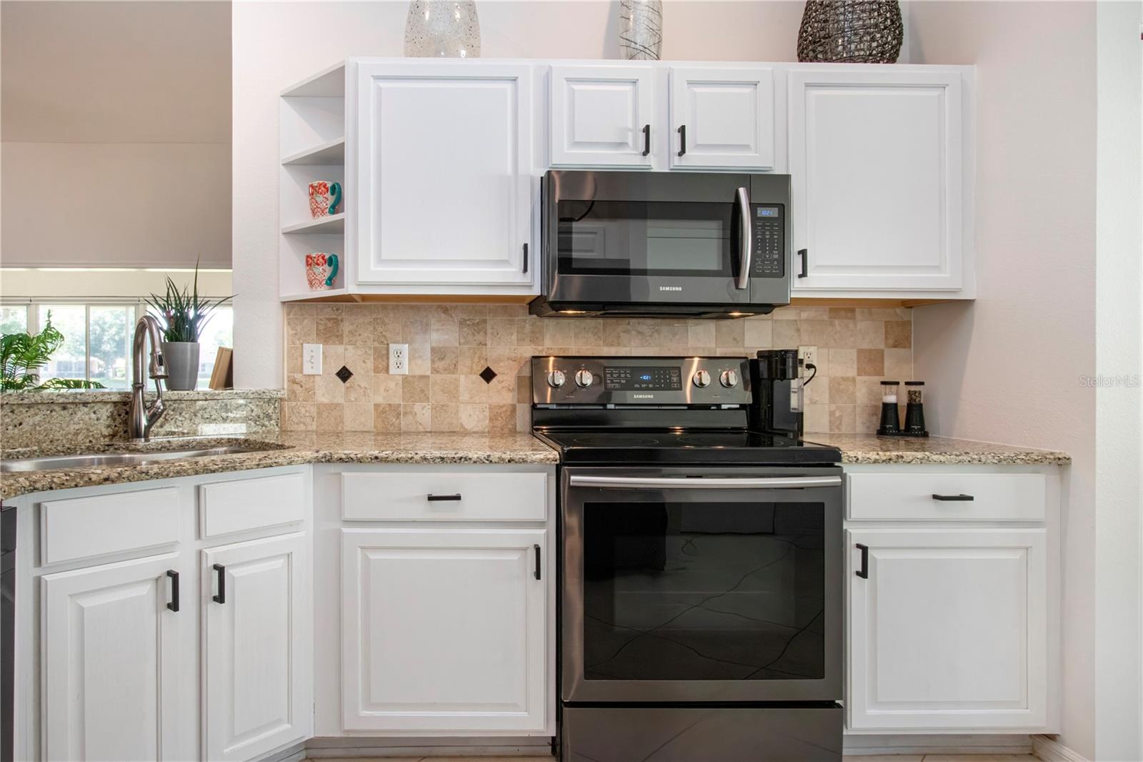 BROOKFIELD CONDO - Residential