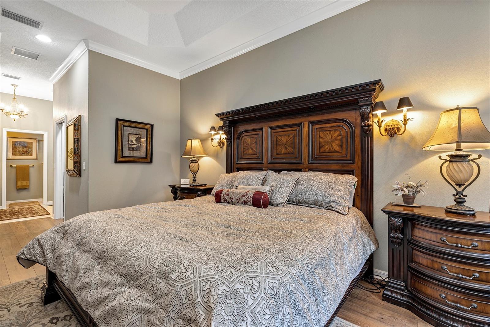 ROYAL HARBOR - Residential