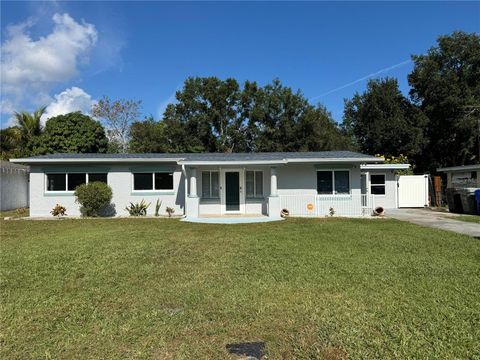 2331 W OAK STREET KISSIMMEE FL 34741
