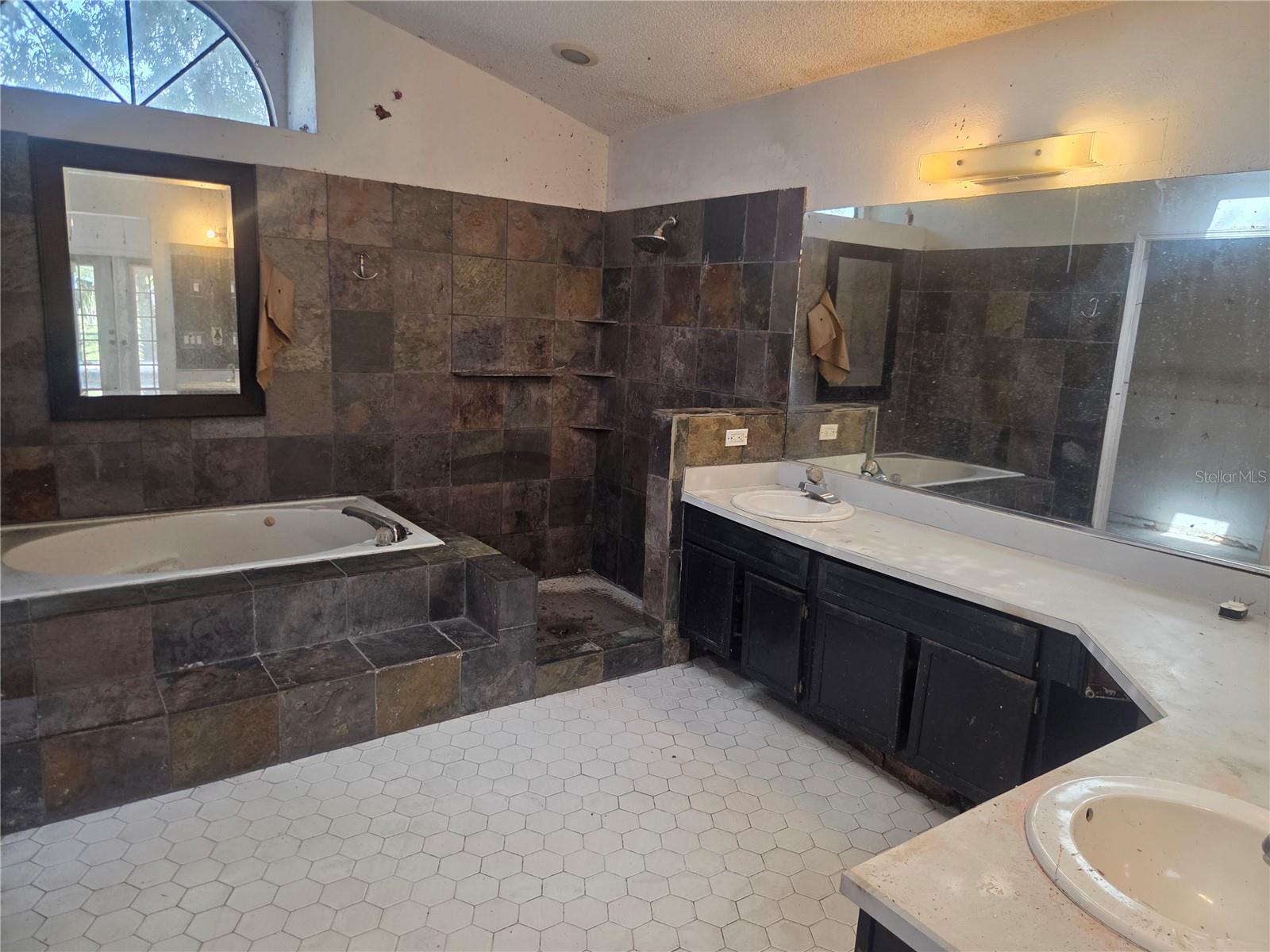 SAND LAKE POINT - Residential