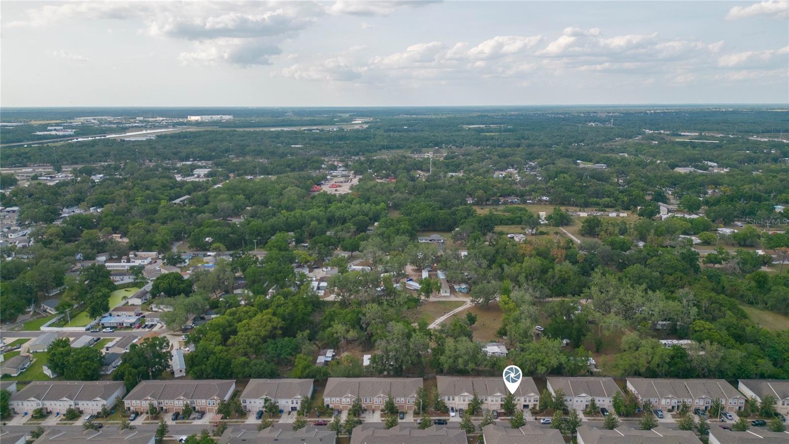 ASHBURN SQUARE TWNHMS - Residential