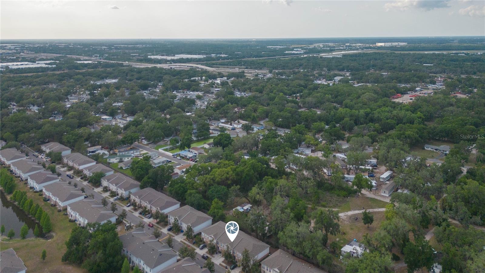 ASHBURN SQUARE TWNHMS - Residential