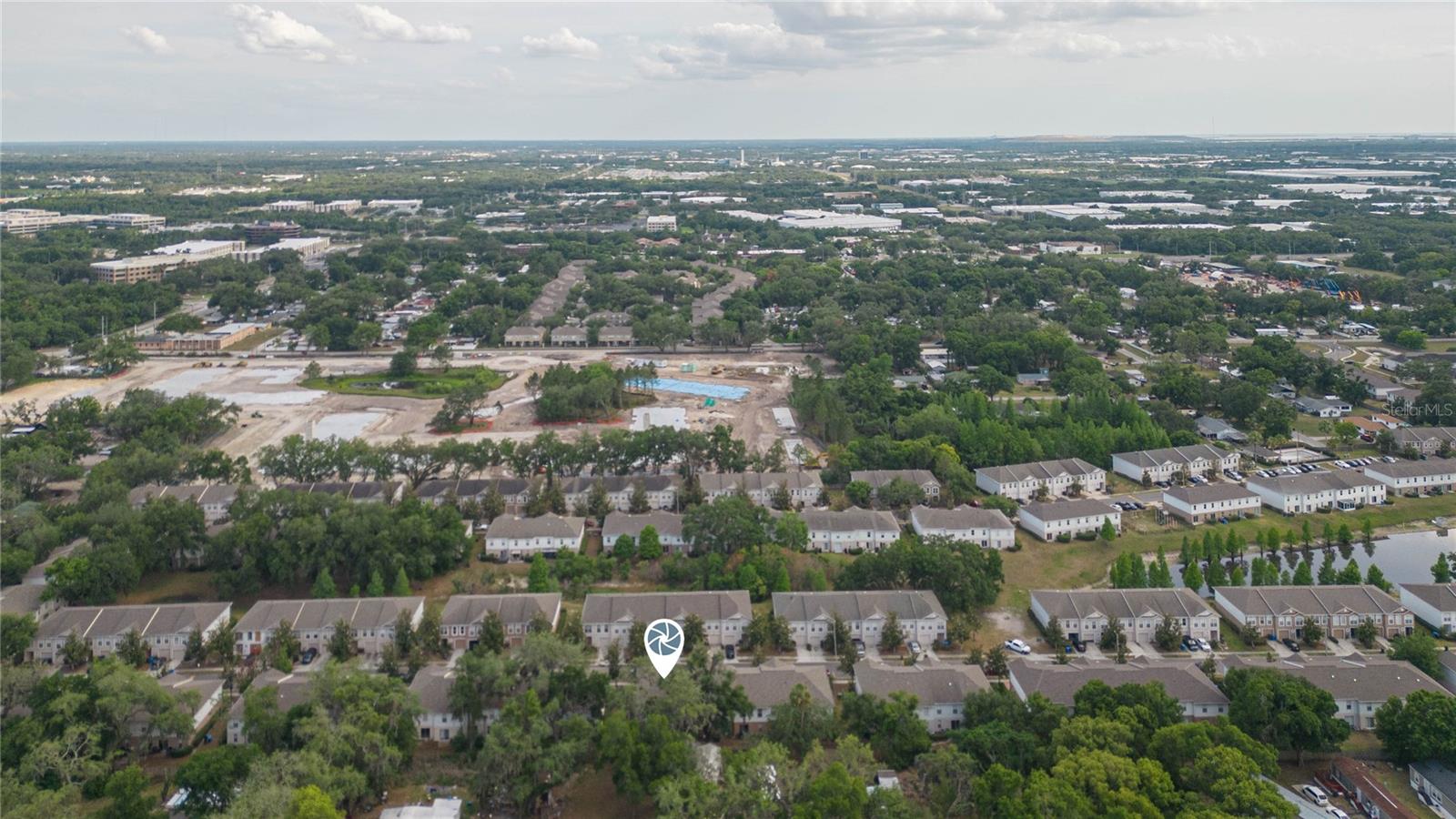 ASHBURN SQUARE TWNHMS - Residential