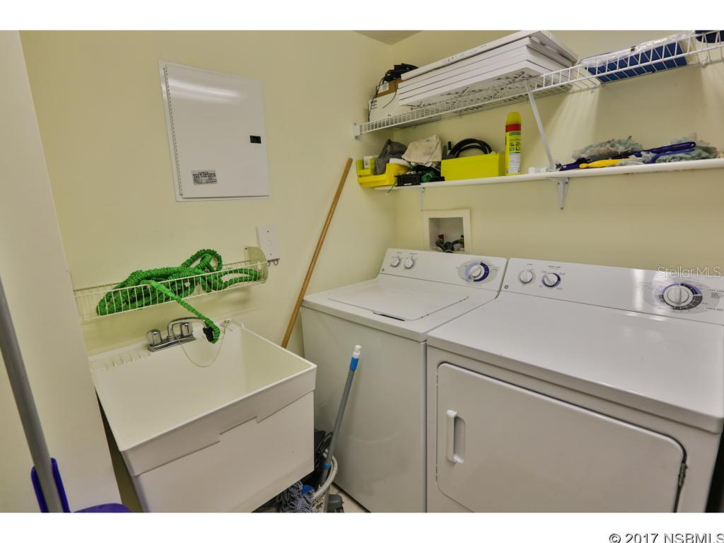 Links North/Harbour Village Bldg 2 - Residential