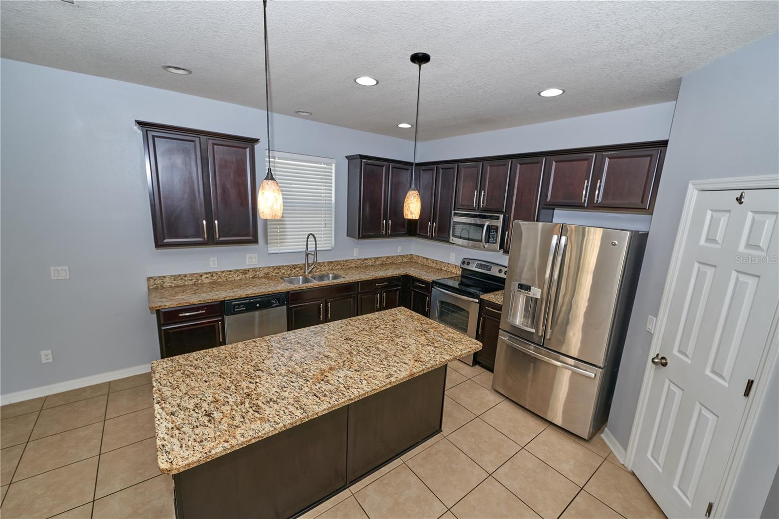 EAGLE BAY PH 1 - Residential