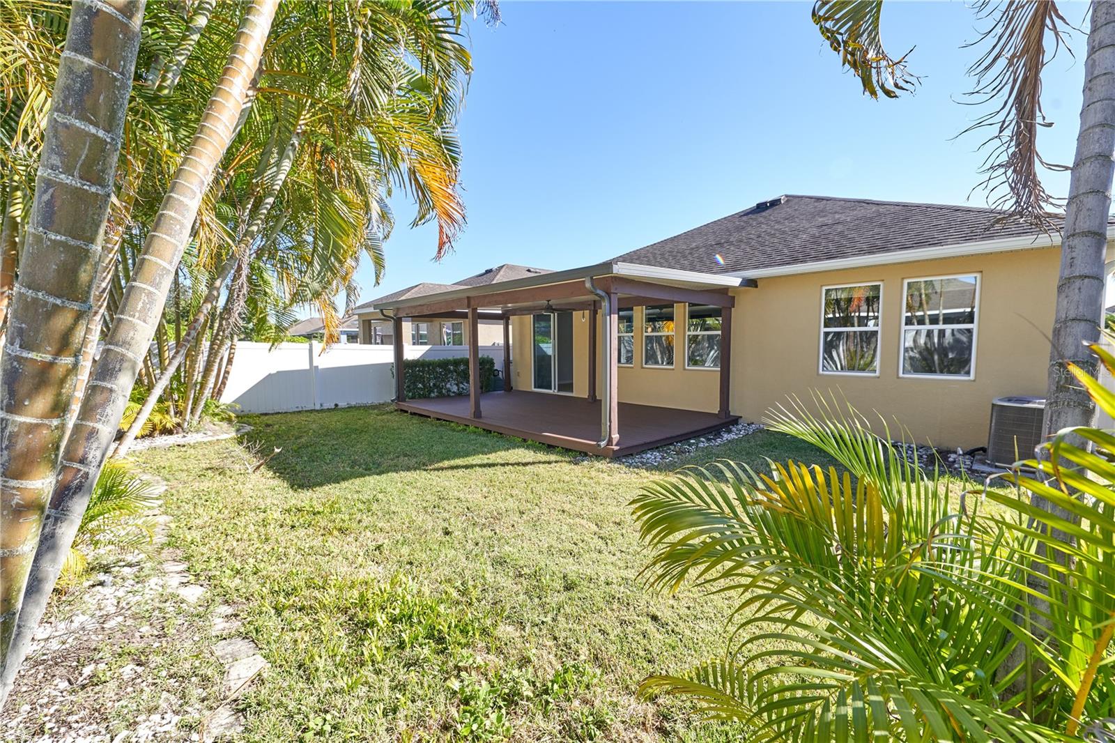 EAGLE BAY PH 1 - Residential