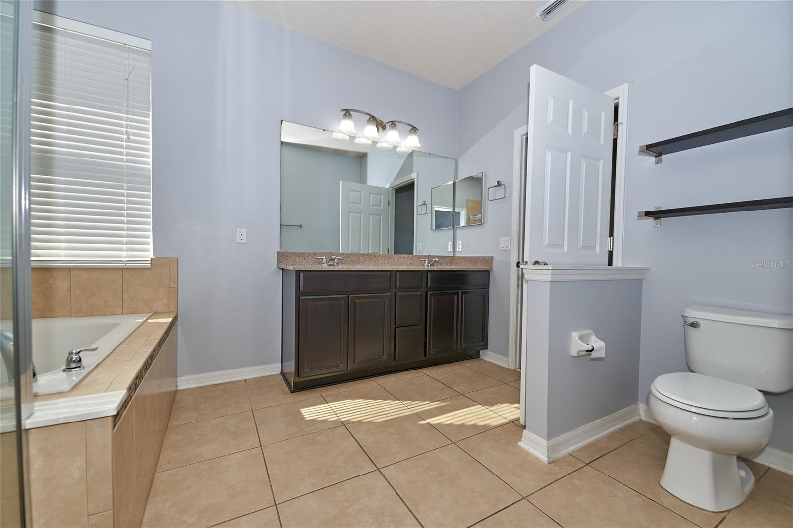 EAGLE BAY PH 1 - Residential