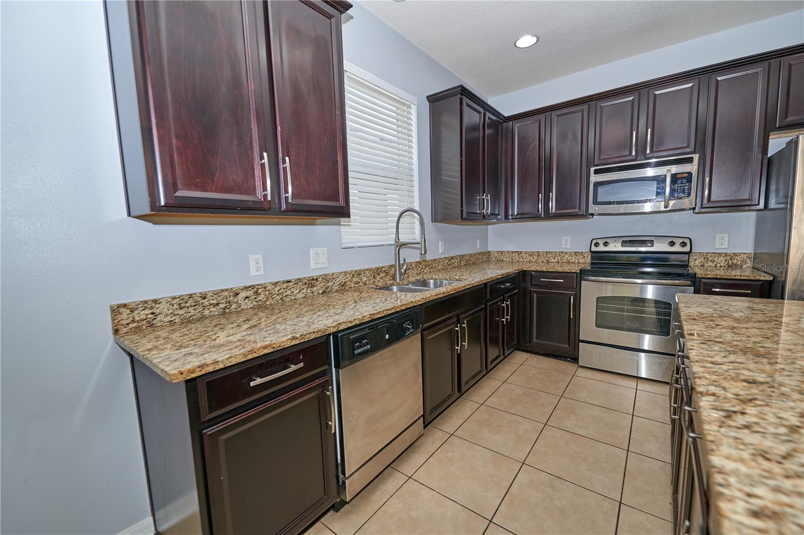 EAGLE BAY PH 1 - Residential