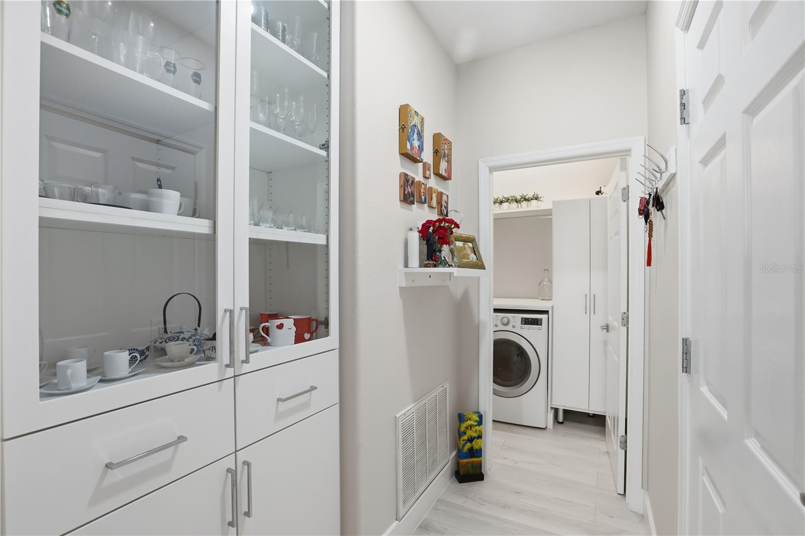 WINDERMERE TERRACE - Residential