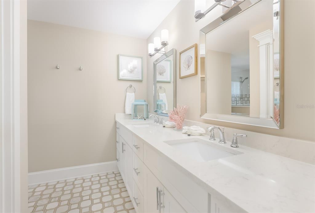 LAKE LA VISTA - Residential