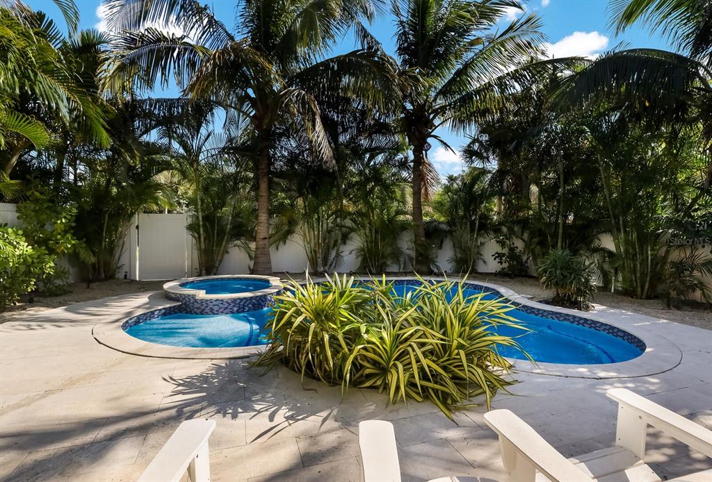 LAKE LA VISTA - Residential