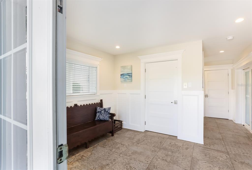 LAKE LA VISTA - Residential