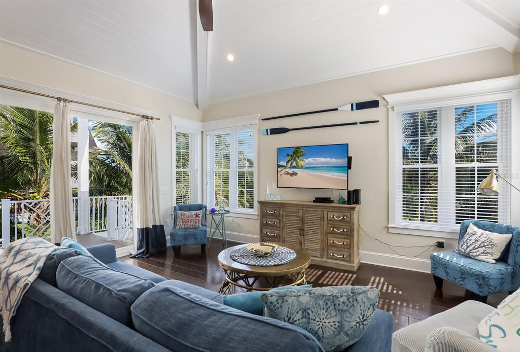 LAKE LA VISTA - Residential