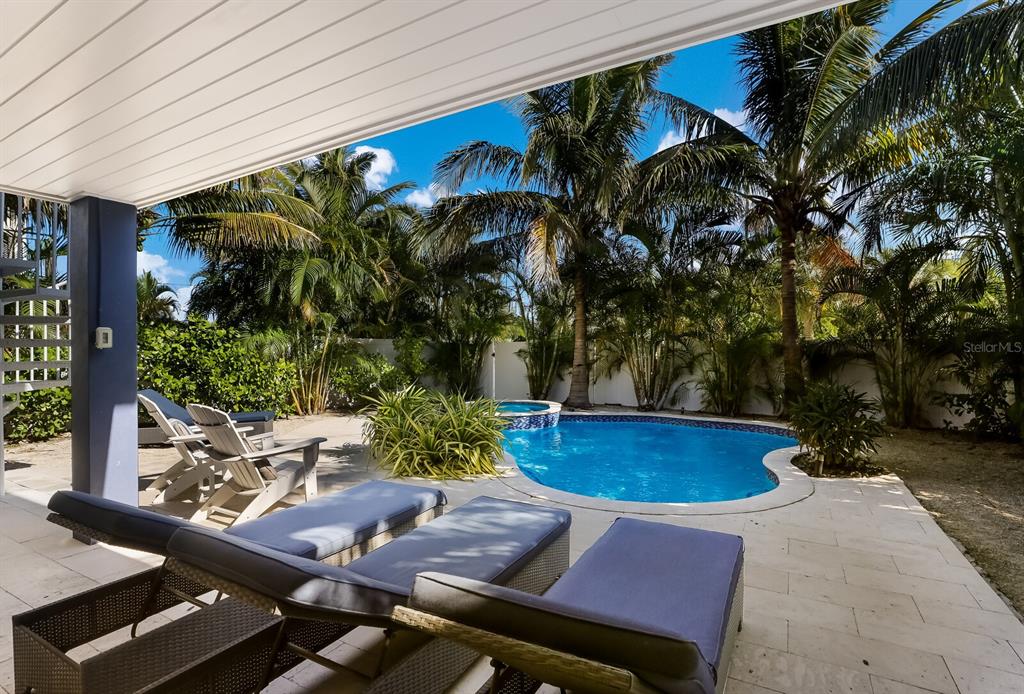 LAKE LA VISTA - Residential