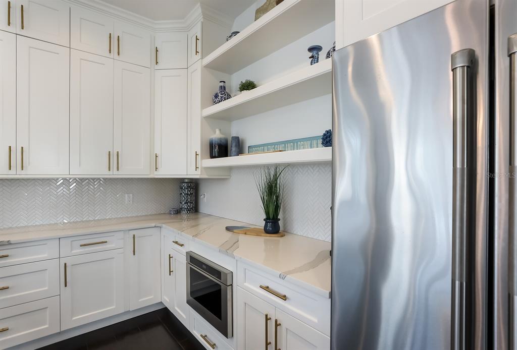 LAKE LA VISTA - Residential