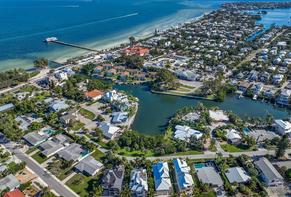 LAKE LA VISTA - Residential