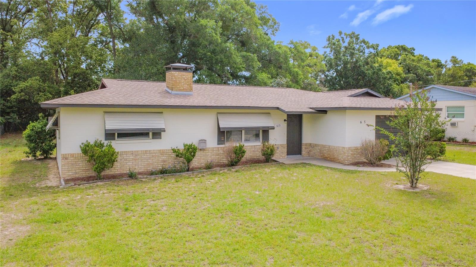 LADY LAKE - Residential