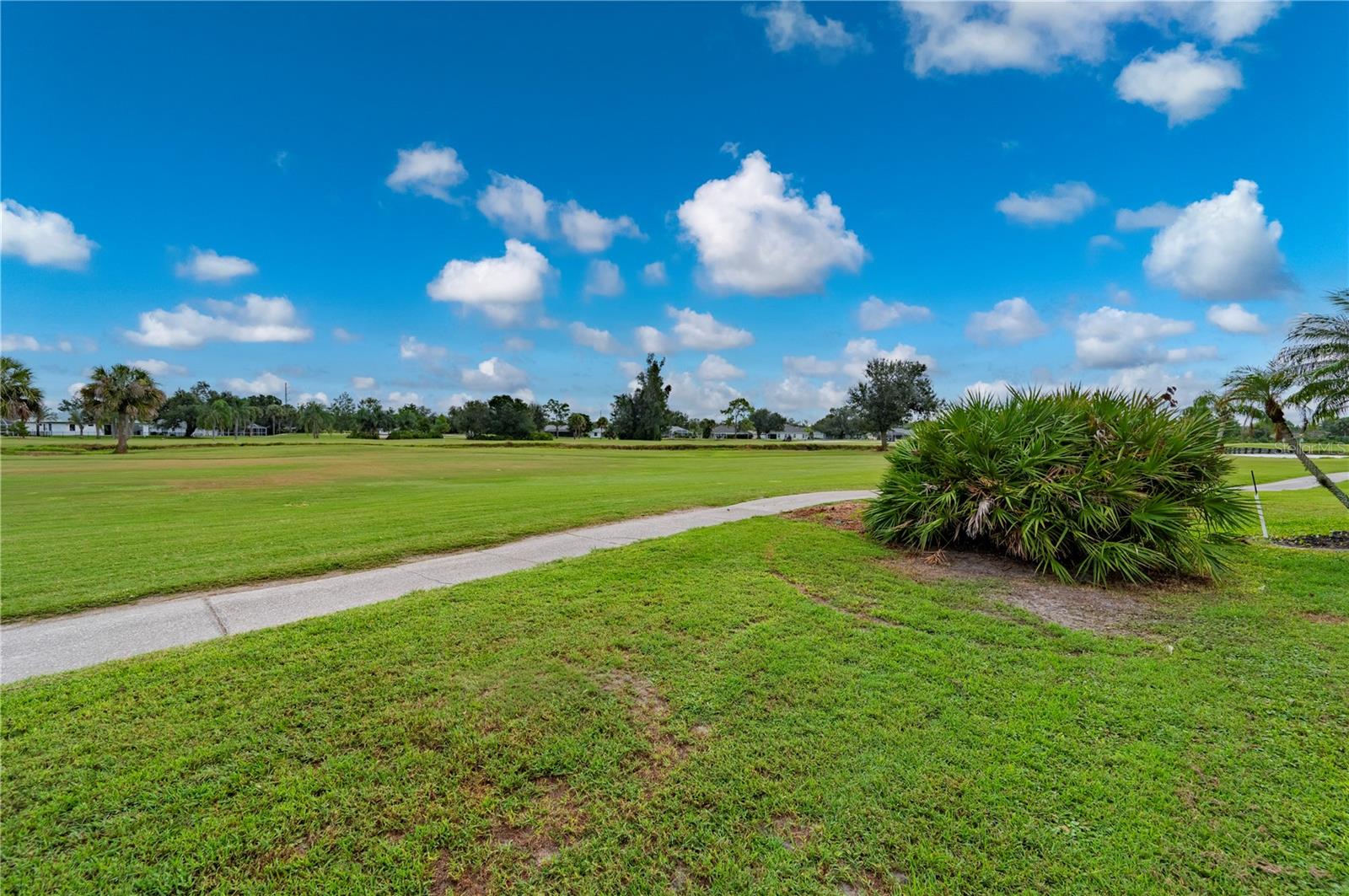 FAIRWAY PINES PH 02 BLDG B - Residential