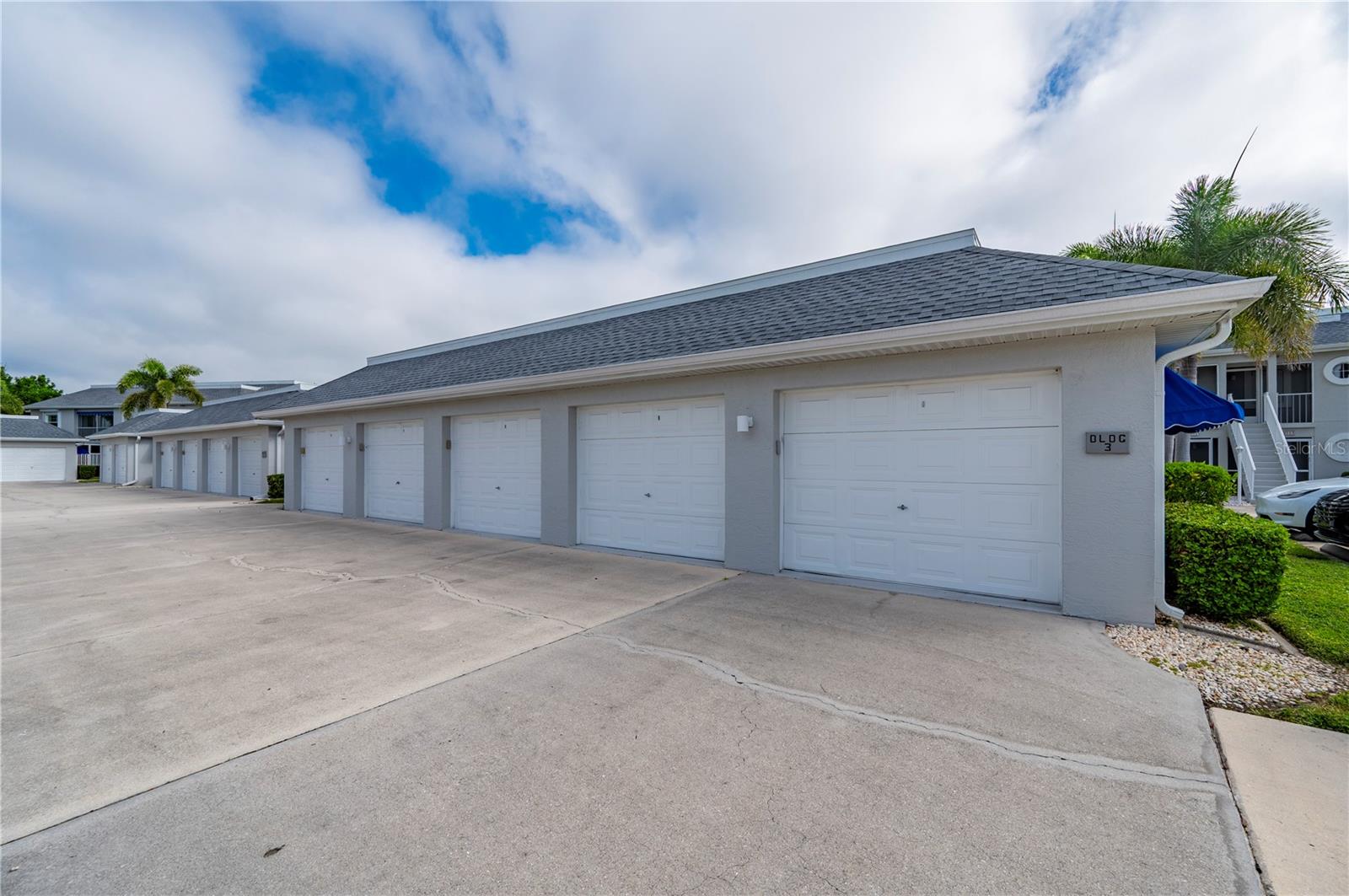 FAIRWAY PINES PH 02 BLDG B - Residential