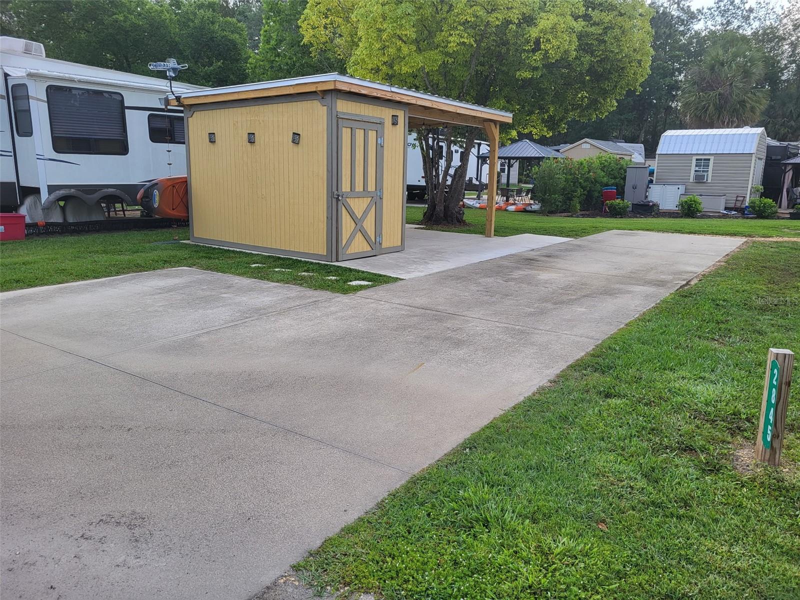 VILLAGE PARK AT THE WILDERNESS RV PARK ESTATES - Land