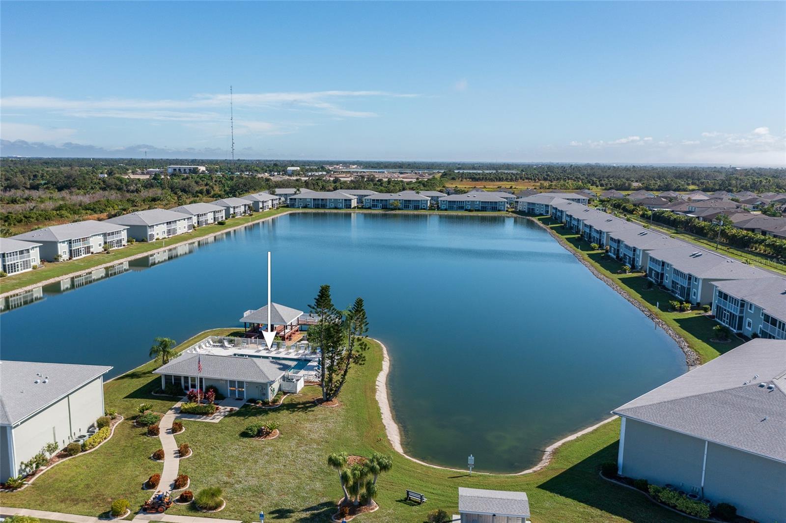 LAKES EDGE PH 05 - Residential