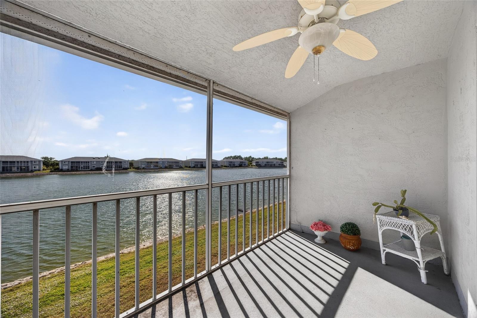 LAKES EDGE PH 05 - Residential