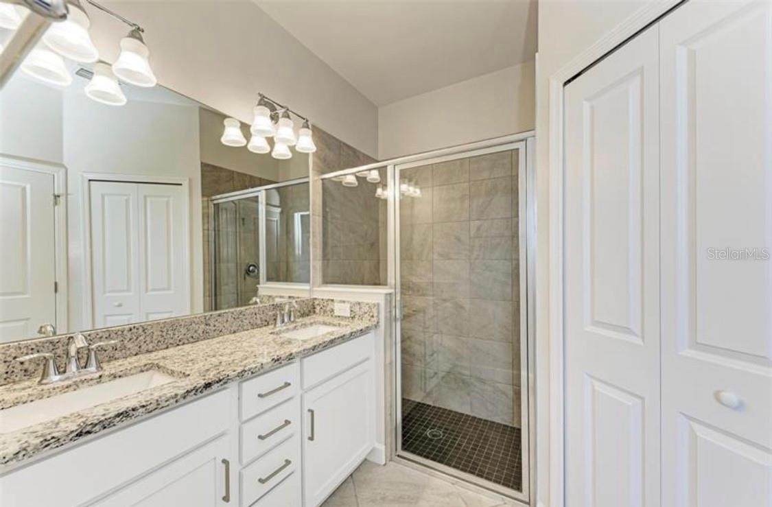 LORRAINE LAKES PH IIA - Residential Lease