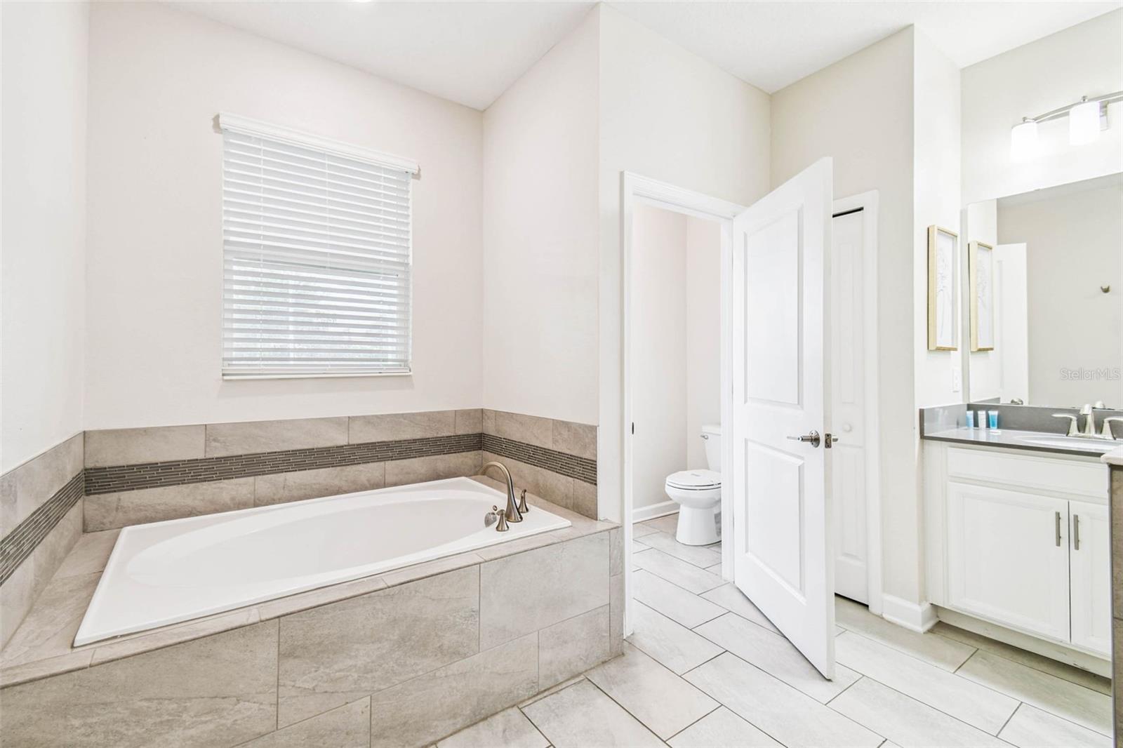 STONEYBROOK SOUTH NORTH PRCL PH - Residential