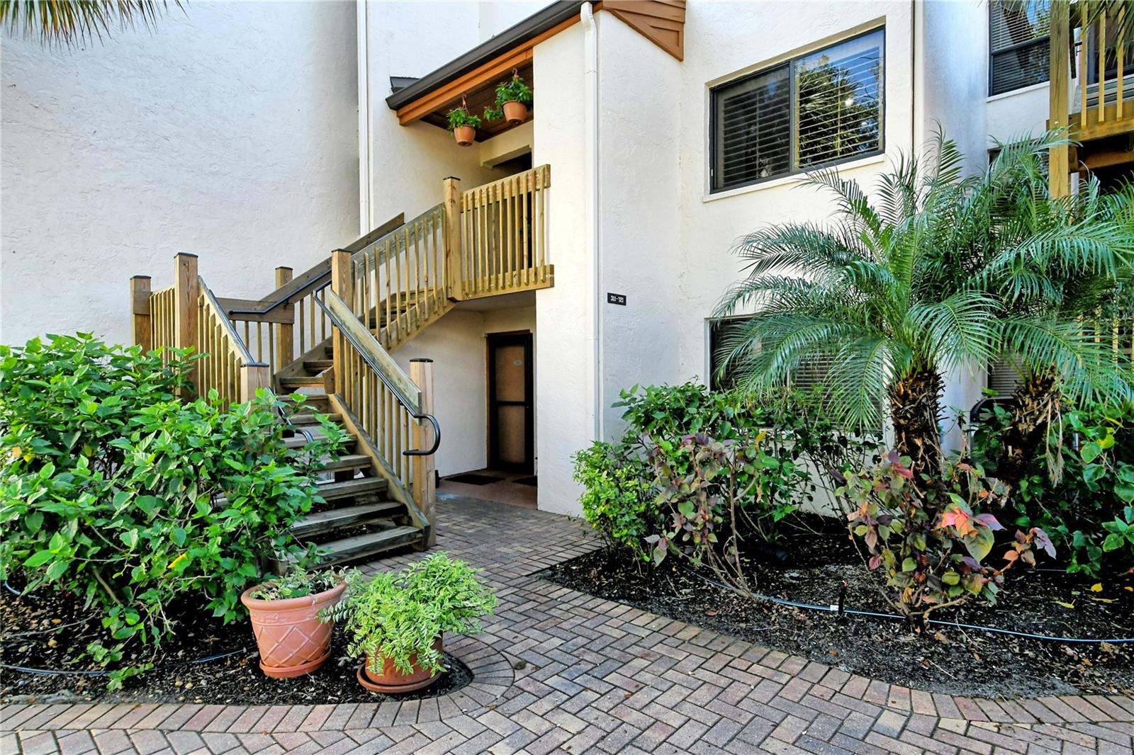 1700 COVE II PLACE 311