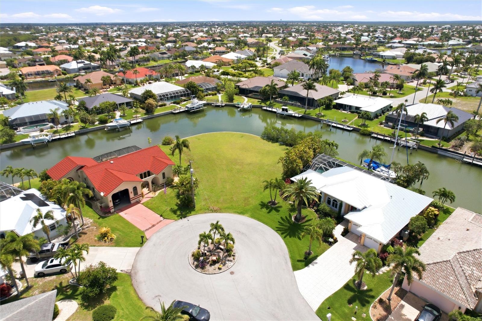 PUNTA GORDA ISLES SEC 14 - Land