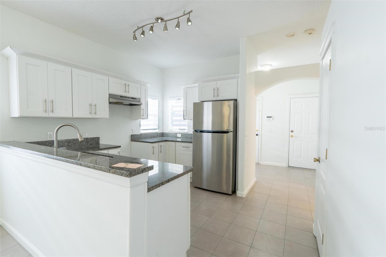 7457 OXFORD GARDEN CIRCLE