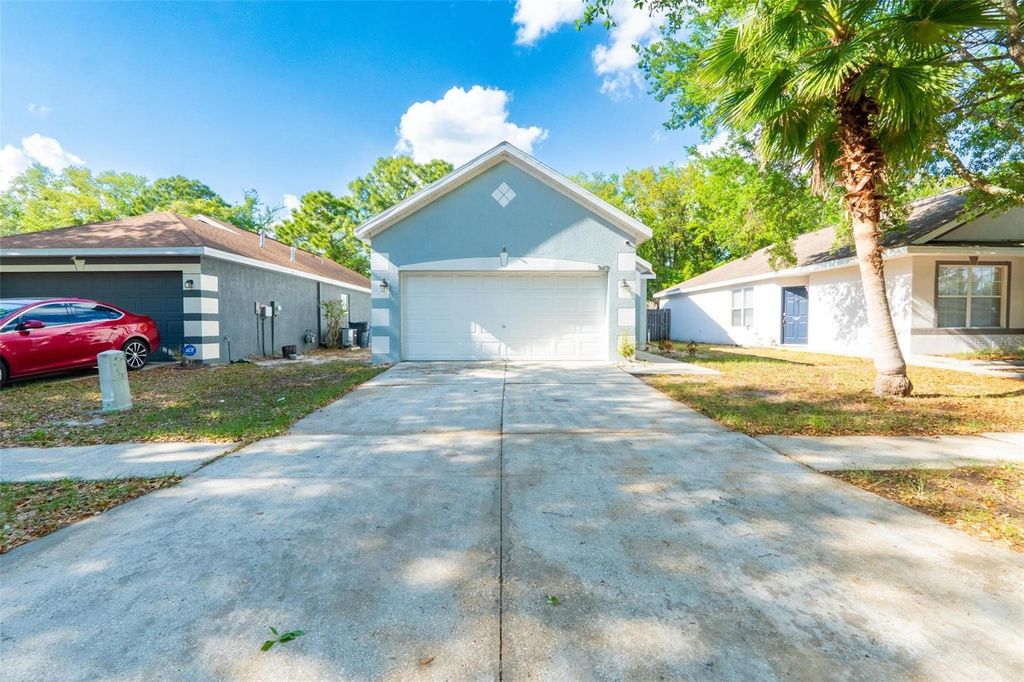 Photo of 7457 Oxford Garden Circle, Apollo Beach, FL 33572 (MLS # TB8493777)