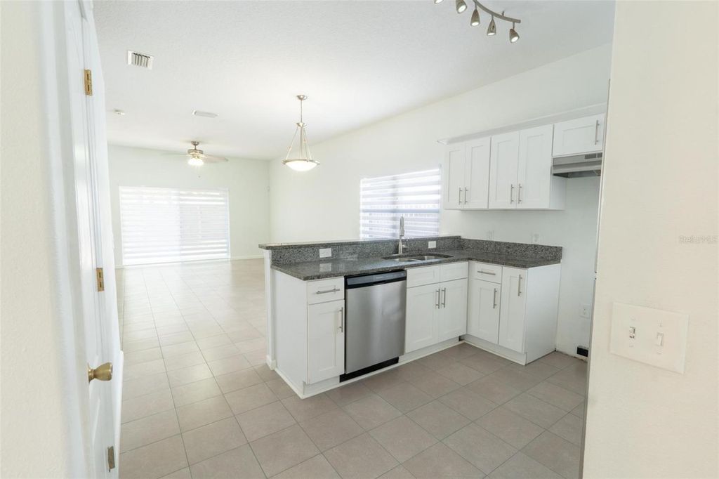 Photo of 7457 Oxford Garden Circle, Apollo Beach, FL 33572 (MLS # TB8493777)