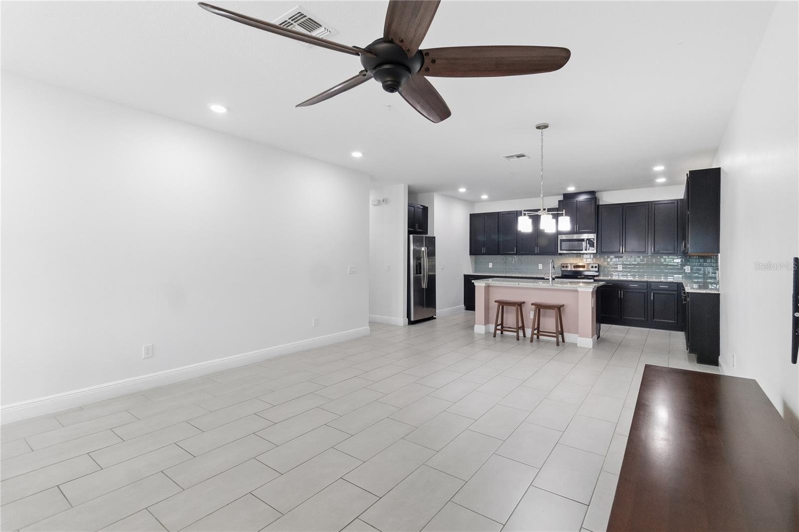 LAUREATE PARK PH 9 FIRST - Residential