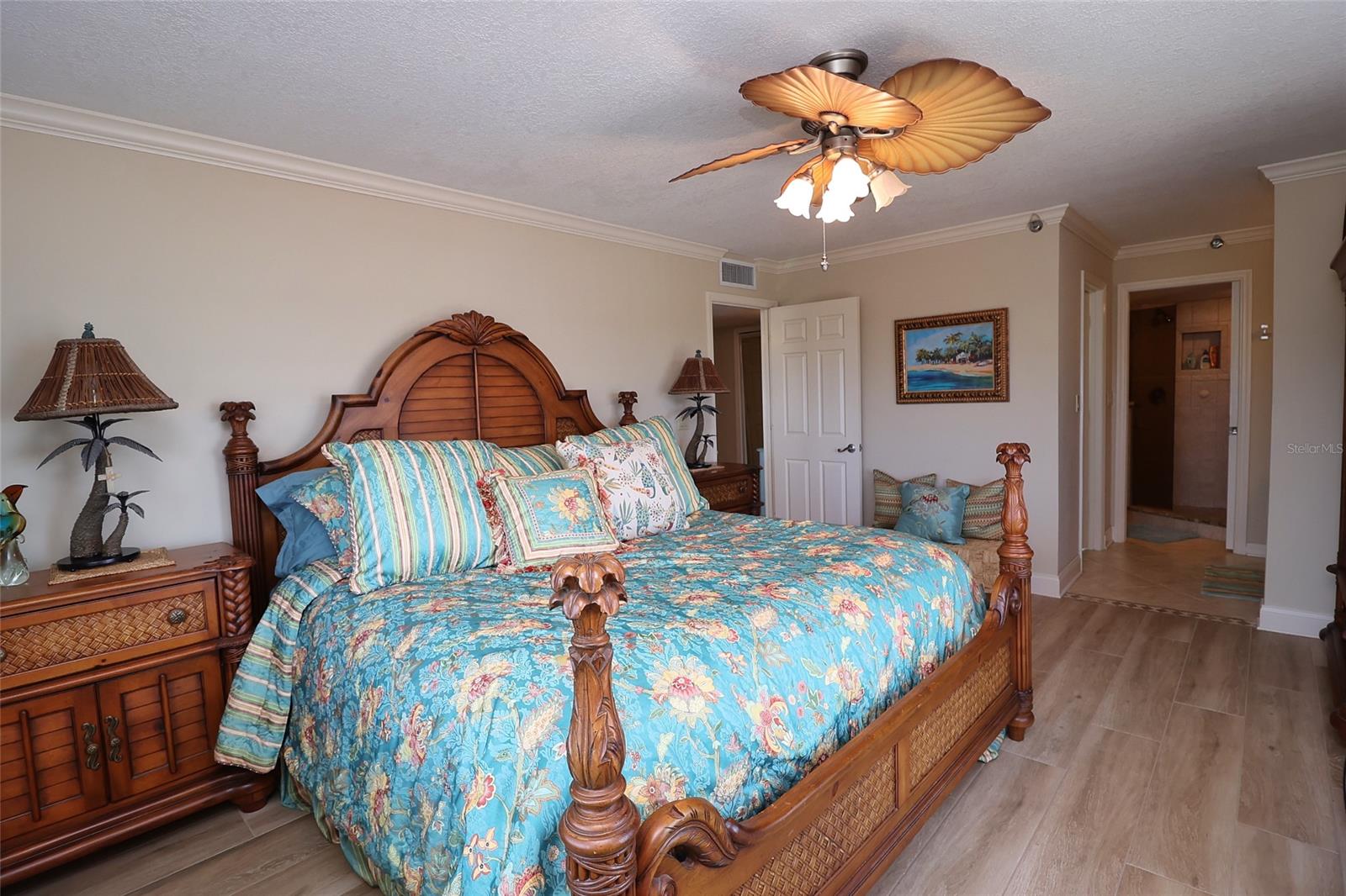 Montide Condo - Residential