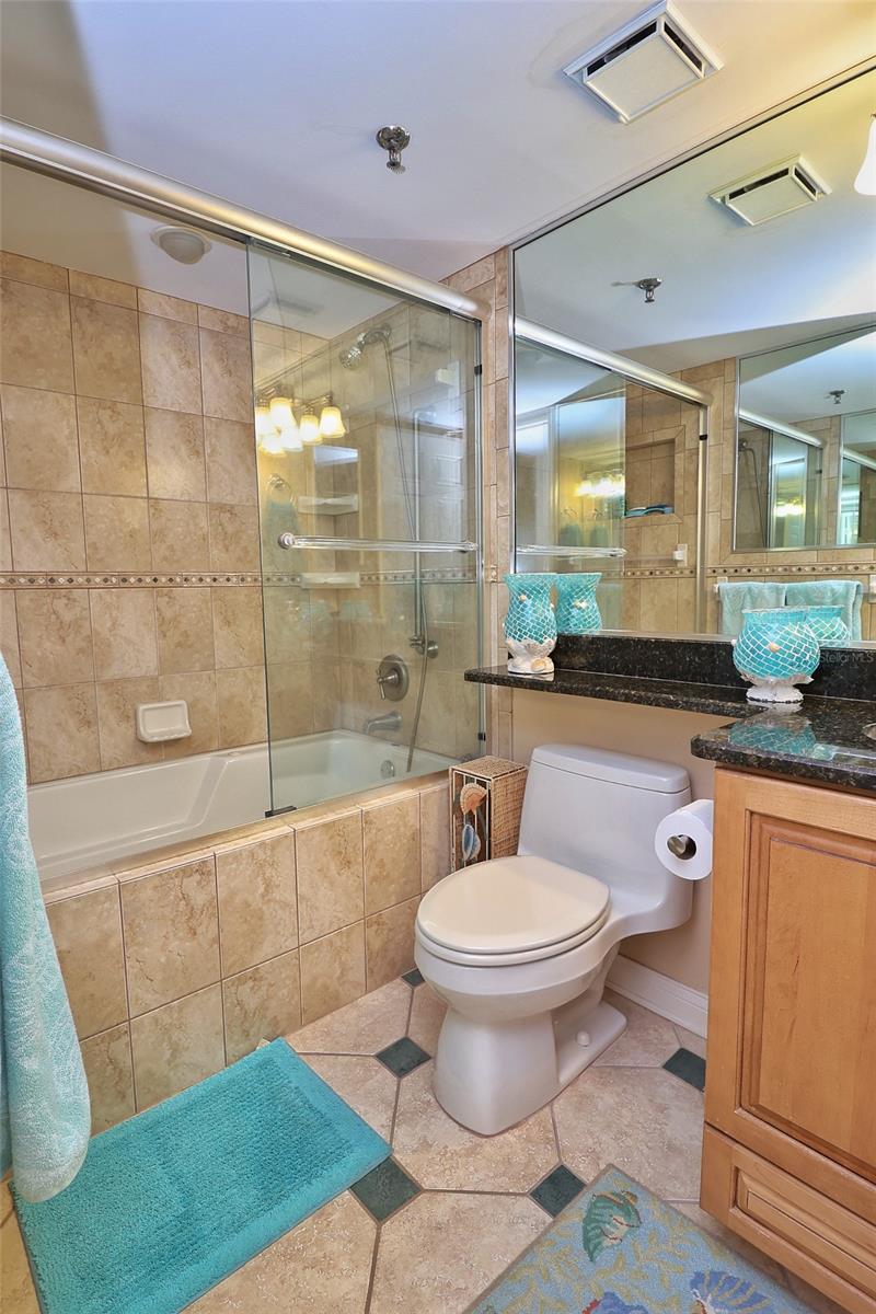 Montide Condo - Residential