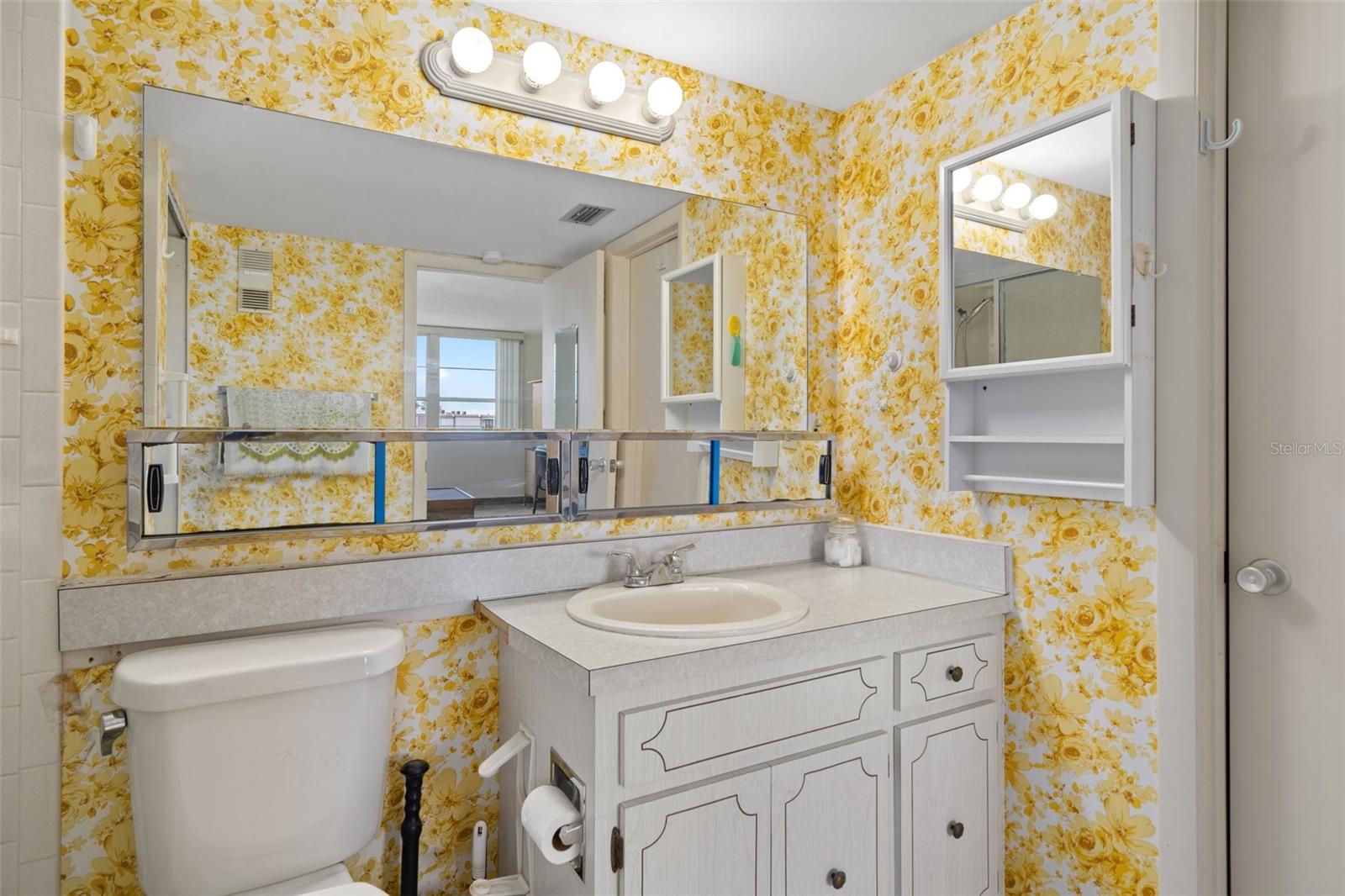 BAY ISLAND GROUP 7 - Residential