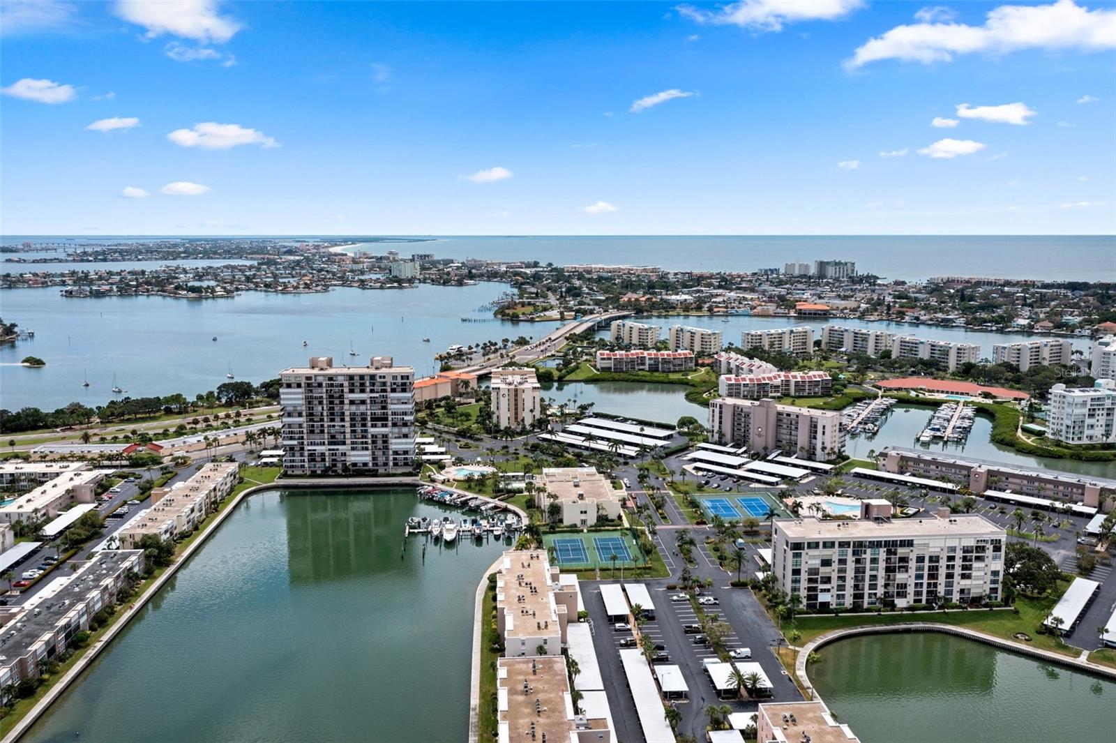 BAY ISLAND GROUP 7 - Residential