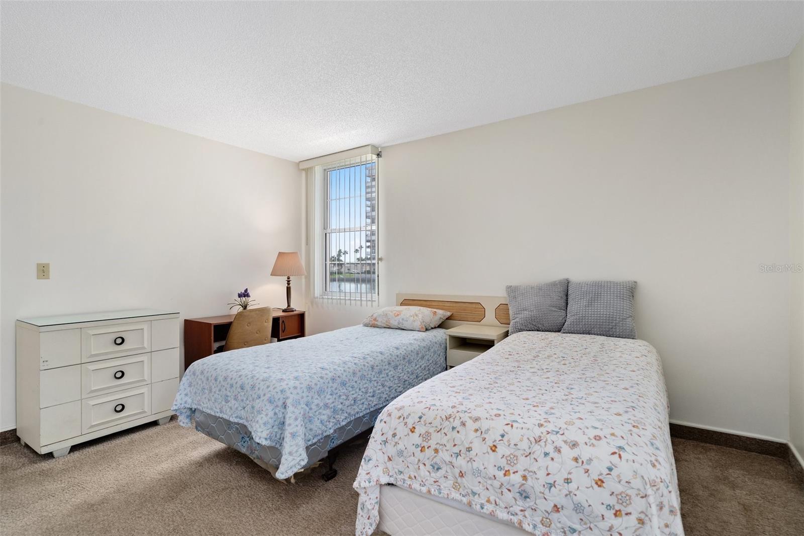 BAY ISLAND GROUP 7 - Residential