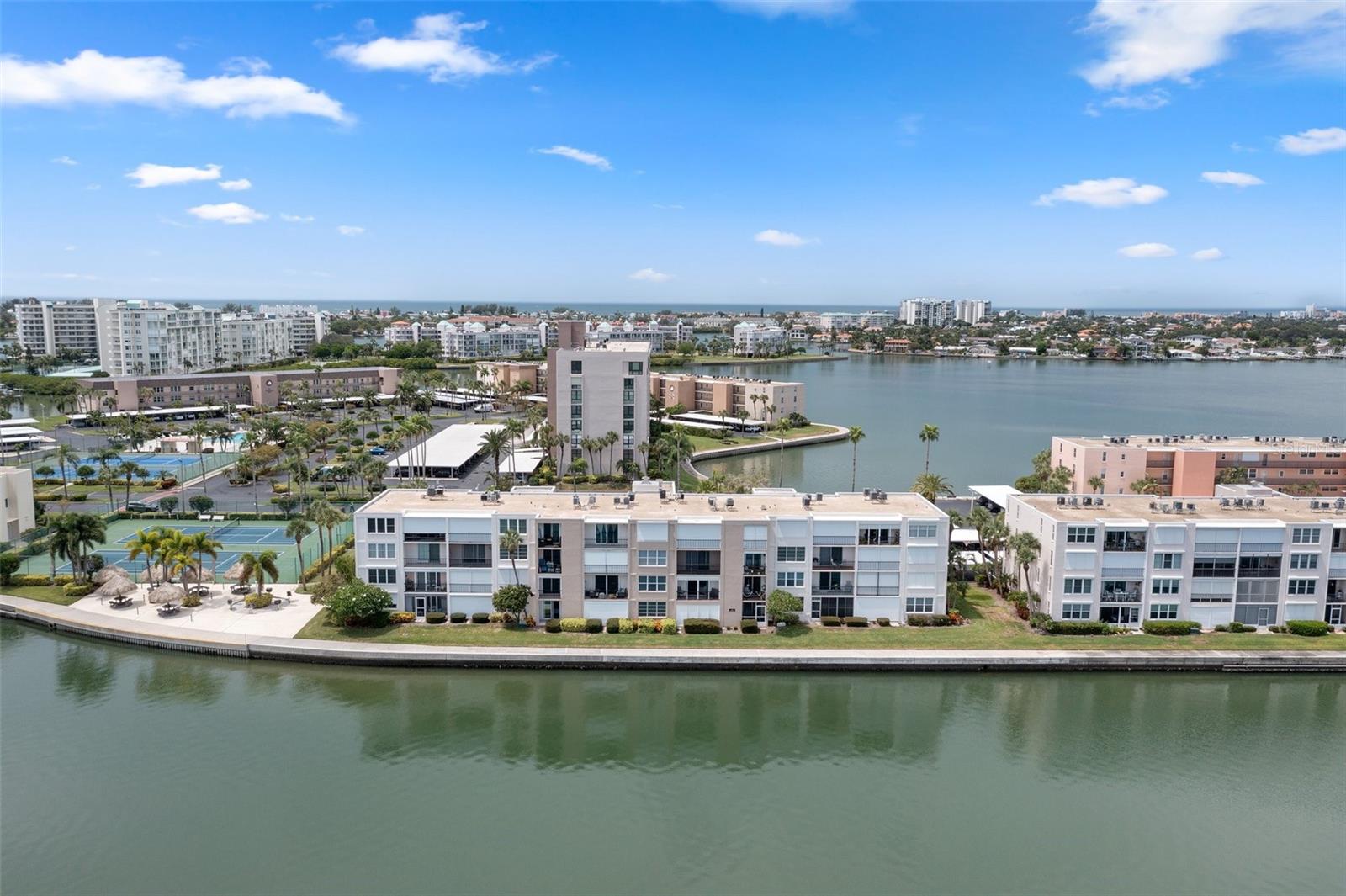 BAY ISLAND GROUP 7 - Residential