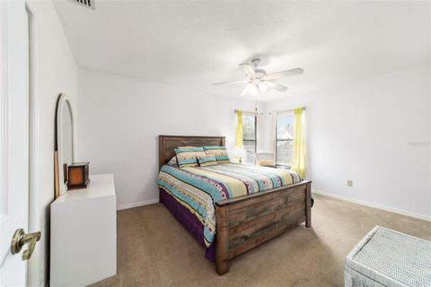 Tiny photo for 2015 SE 34th Street, Ocala, FL 34471 (MLS # OM726530)