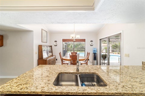 Tiny photo for 2015 SE 34th Street, Ocala, FL 34471 (MLS # OM726530)