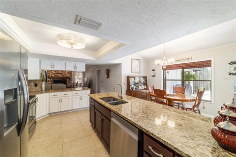 Tiny photo for 2015 SE 34th Street, Ocala, FL 34471 (MLS # OM726530)