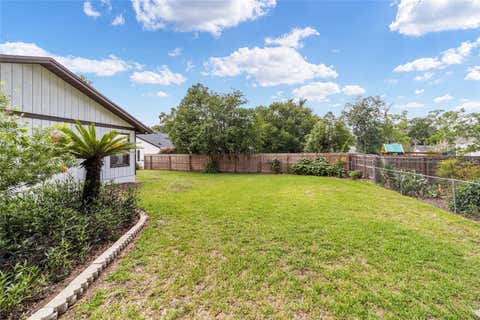 Tiny photo for 2015 SE 34th Street, Ocala, FL 34471 (MLS # OM726530)