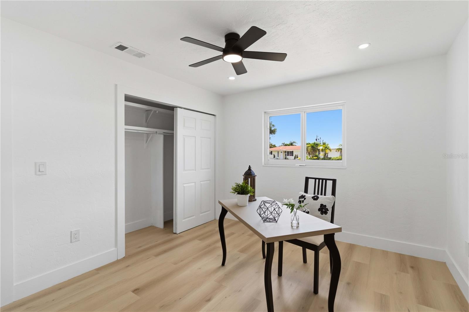 VILLAGE GREEN CLUB ESTATES - Residential