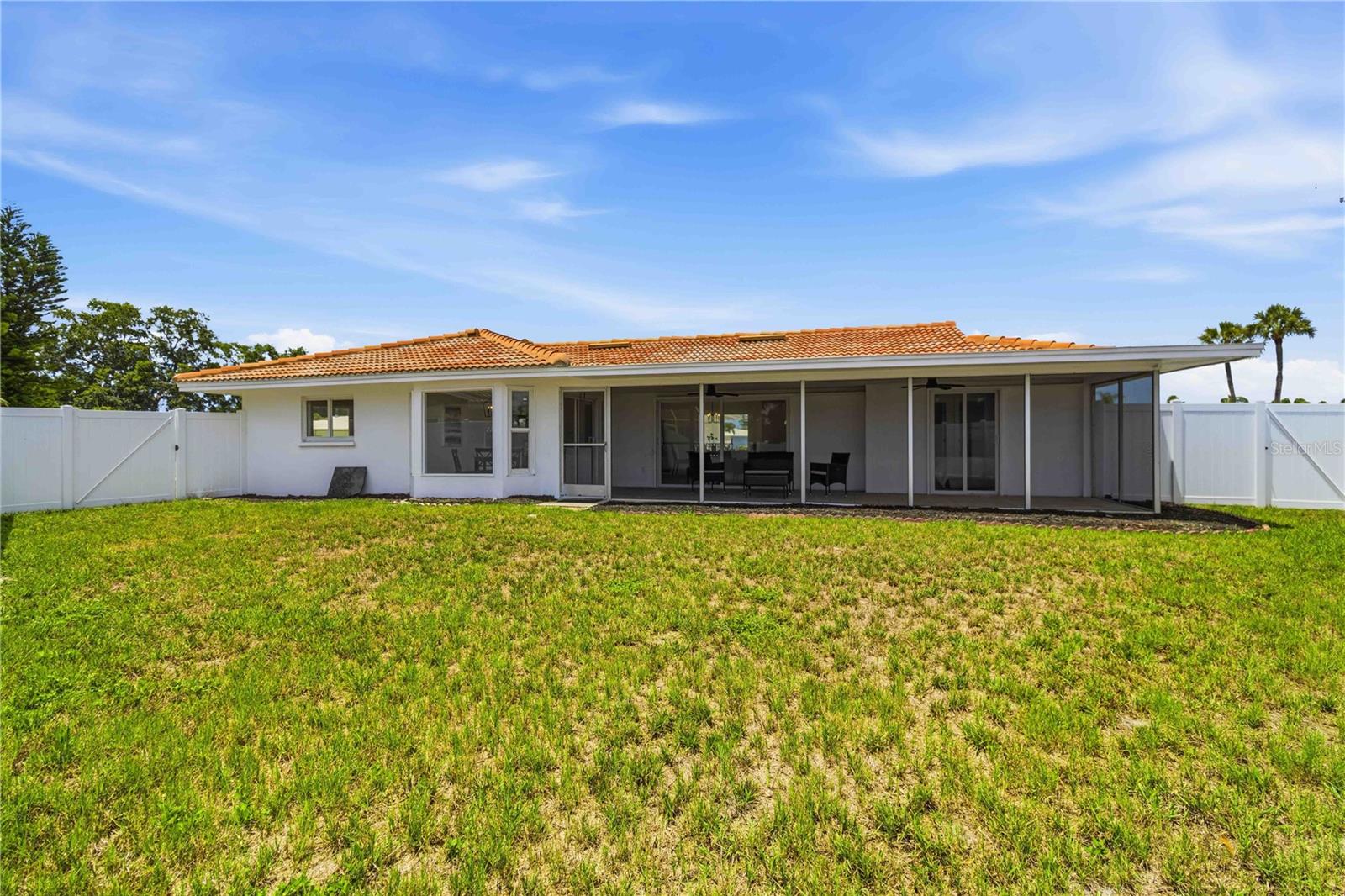 VILLAGE GREEN CLUB ESTATES - Residential