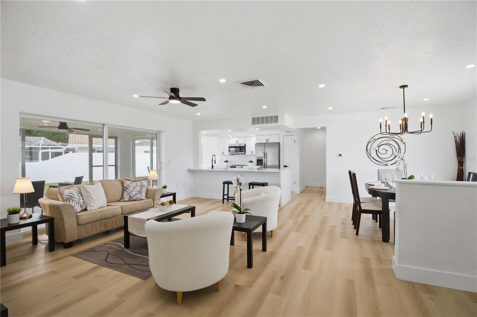 VILLAGE GREEN CLUB ESTATES - Residential